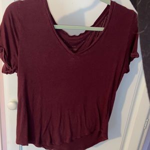 Aeropostale maroon t shirt